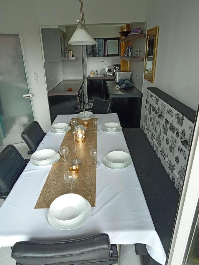 Liege Centre Mediacite Appartement Possible Parking Terrasse Immense 8Eme Pour 2 Personnes Екстер'єр фото