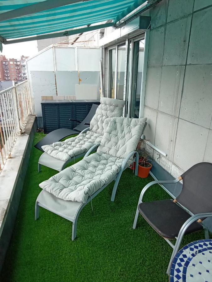 Liege Centre Mediacite Appartement Possible Parking Terrasse Immense 8Eme Pour 2 Personnes Екстер'єр фото