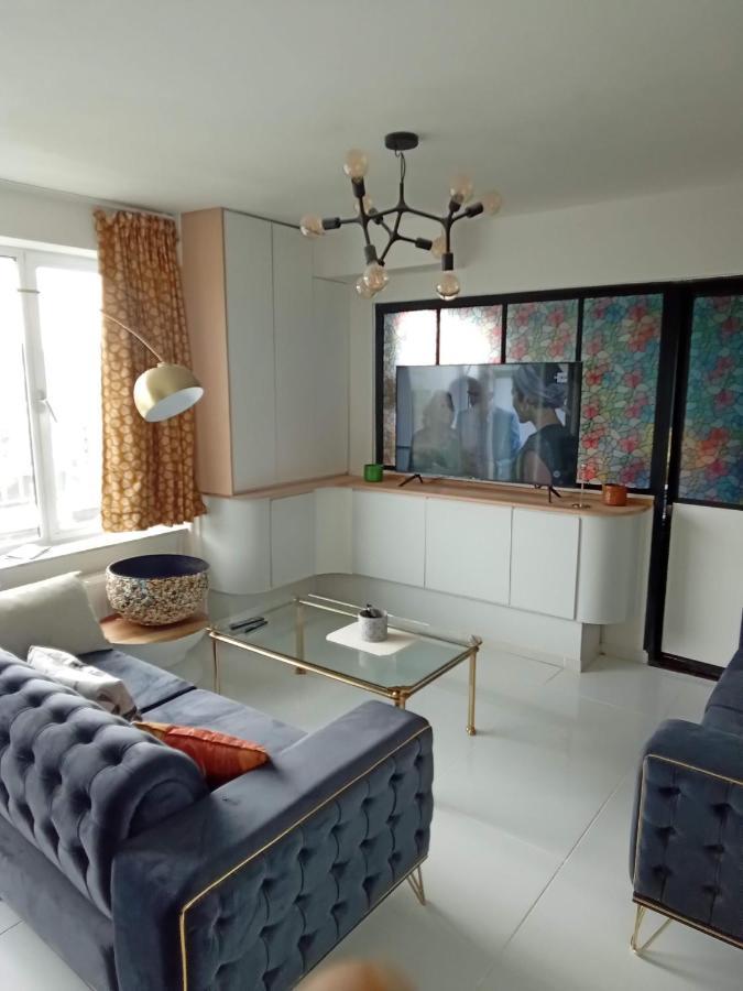 Liege Centre Mediacite Appartement Possible Parking Terrasse Immense 8Eme Pour 2 Personnes Екстер'єр фото