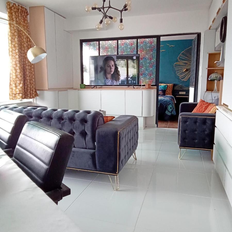 Liege Centre Mediacite Appartement Possible Parking Terrasse Immense 8Eme Pour 2 Personnes Екстер'єр фото