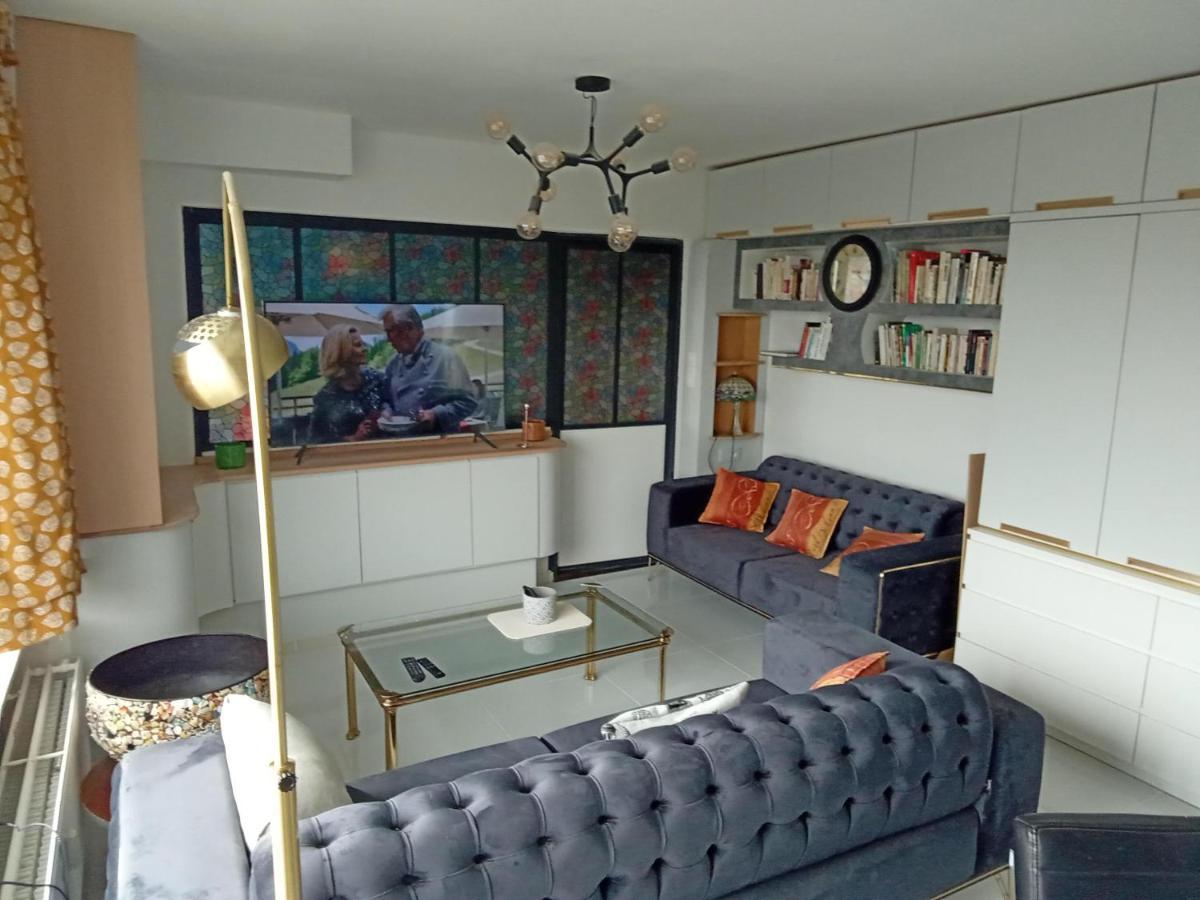 Liege Centre Mediacite Appartement Possible Parking Terrasse Immense 8Eme Pour 2 Personnes Екстер'єр фото